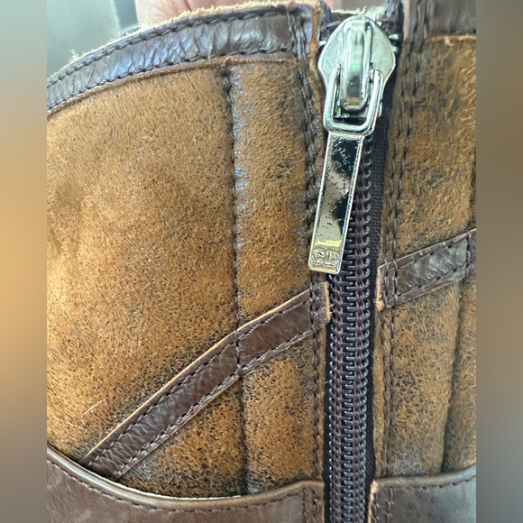 Dior auth brown Leather and shearling Knee-High Boots - Picture 6 of 15
